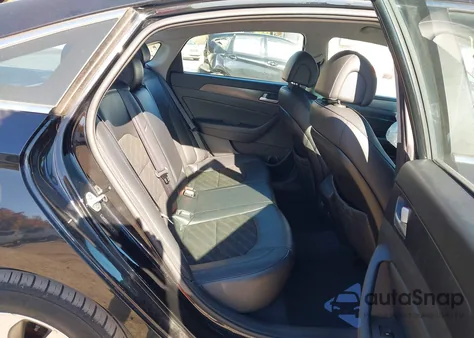 2015 Hyundai Sonata Sport z USA, uszkodzony, nr VIN 5NPE34AF9FH055646